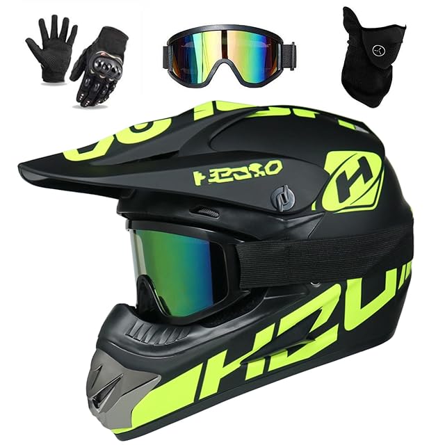 UIGJIOG off-road helmet with the supplied goggles and gloves