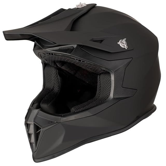 Vinz Luis cross helmet in matt black with the peak fitted