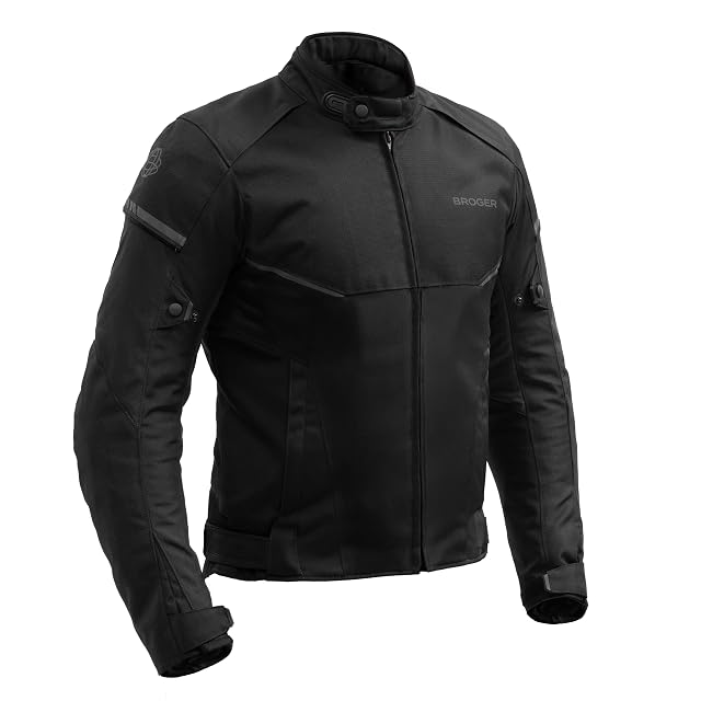 BROGER Grid textile riding jacket, three-quarter view
